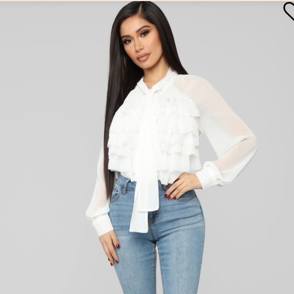 New!!!! Fashion Nova Ruffle Blouse Ivory